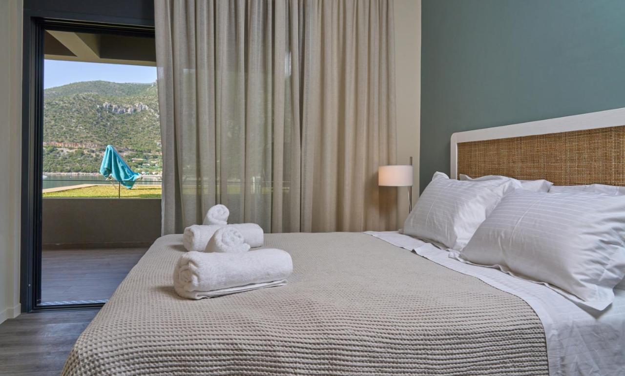 Into The Blue Suites Arkadiko Chorio Exterior foto